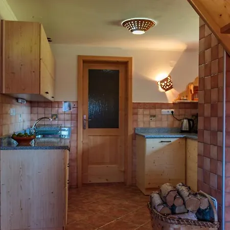 Počitniška hiša House Pokrovec - *